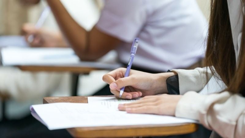 How to Choose Right Preparation Classes for DGCA CPL Exam