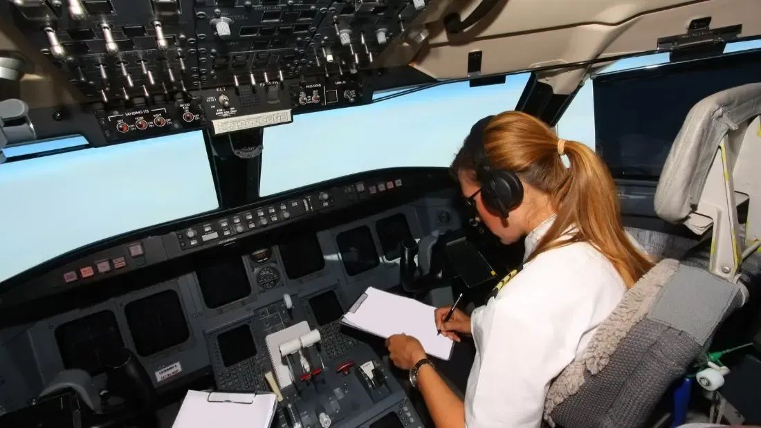 Which Type Rating to Choose as a Commercial Airline Pilot